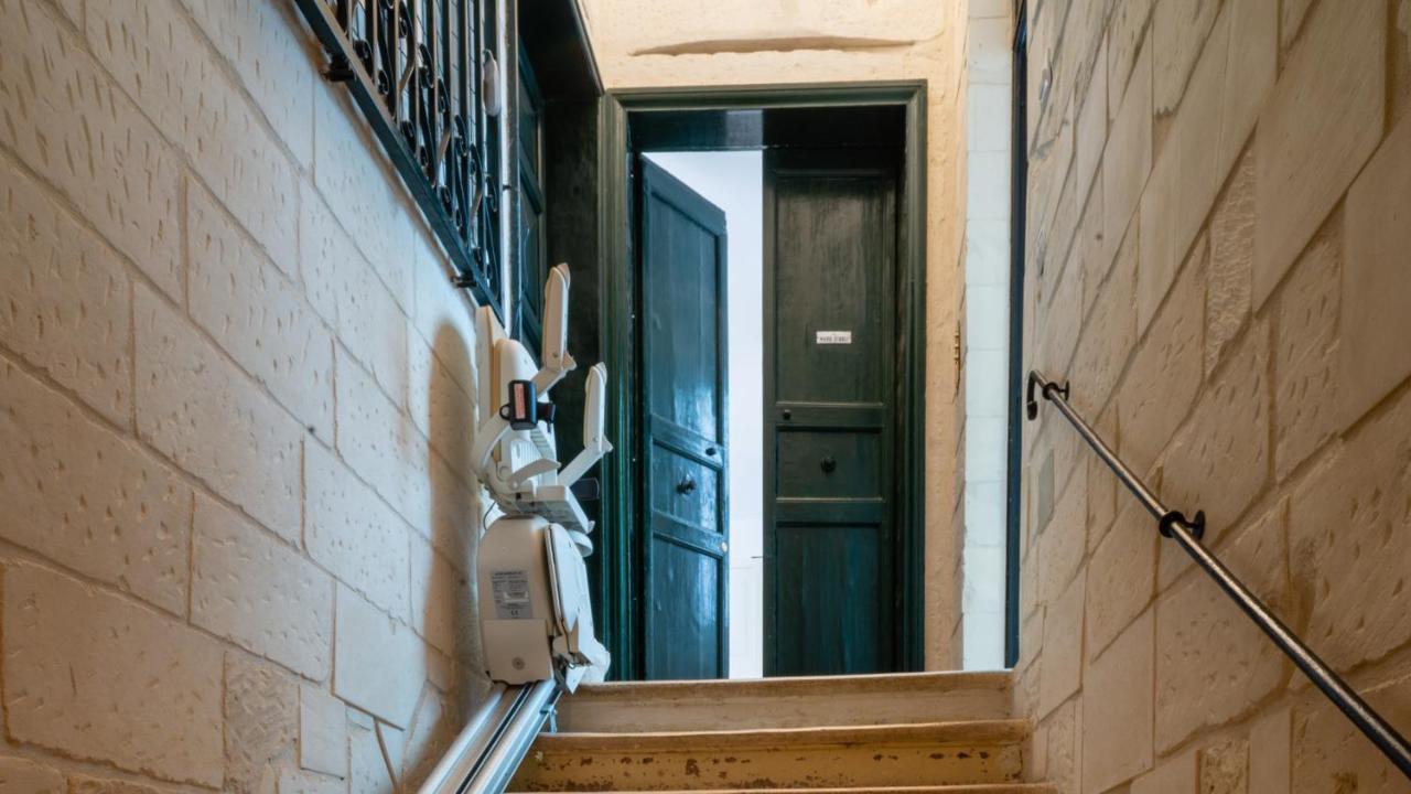 Italianway - Casa Del Barone Apartment Лече Екстериор снимка